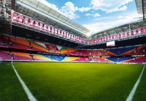 Kinderfeestje Amsterdam Arena Ajax, kinderfeestje Arena, ArenA Stadiontours, rondleiding in de arena, kijken in de arena, spelers ajax, kleedkamer ajax, catacomben ajax, voetballen bij Ajax, kinderfeestje vieren bij Ajax, kinderfeestje Ajax, rondleiding Ajax, rondleiding Arena, tour Arena, verjaardagsfeestje Ajax, partijtje ajax, voetballers ajax, voetballers ajax ontmoeten