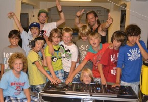 dj kinderfeestje utrecht, dj feestje utrecht, kinderfeestje dj, dj workshop, dj workshop kinderfeestje, dj feest, dj partijtje, kinderfeestje dj school, kinderfeestje dj school utrecht, dj utrecht, dj workshop utrecht, dj workshop kinderen, dj school utrecht, DSU, dj bo Risky, bo risky
